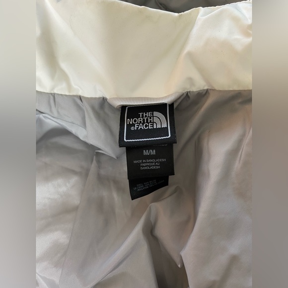 Woman’s North Face Jacket ( Size M)  Blue And White - Picture 5 of 6
